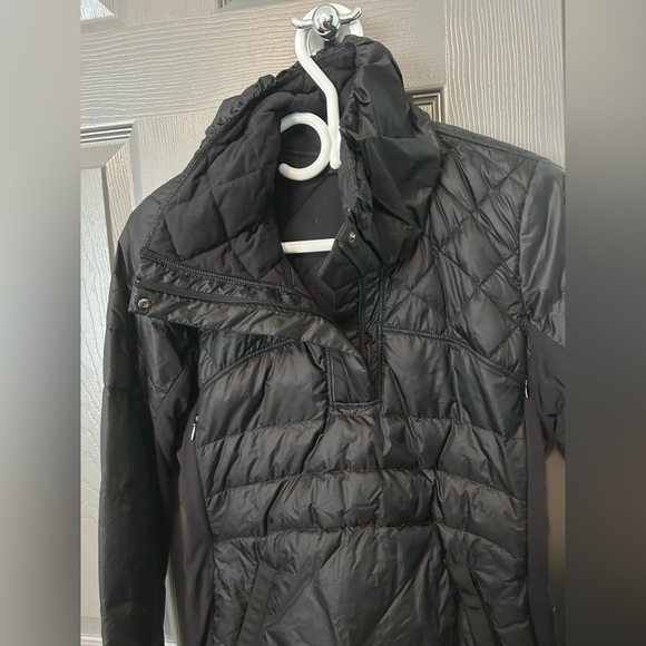 Lululemon Half Zip - Picture 4 of 8